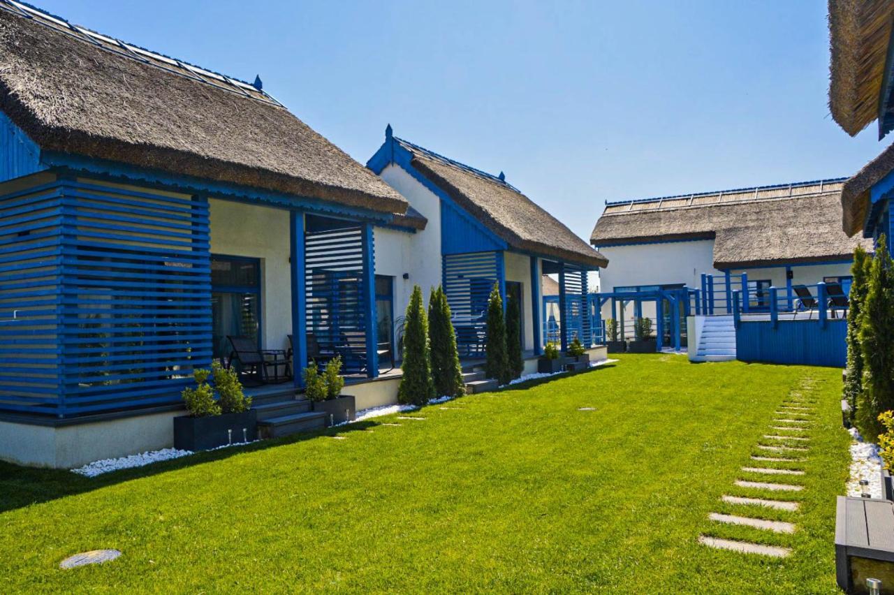 Отель Deja Blue - Adult Only Сфынту-Георге Экстерьер фото